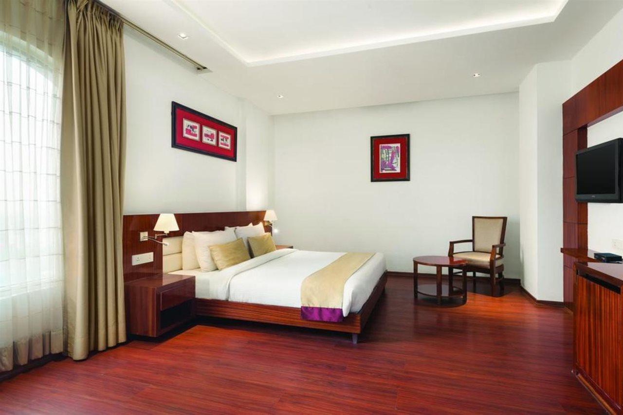 Days Hotel By Wyndham Panipat Ngoại thất bức ảnh